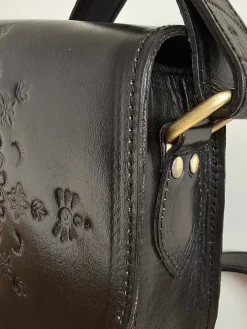 Carved Saddle Bag - Black